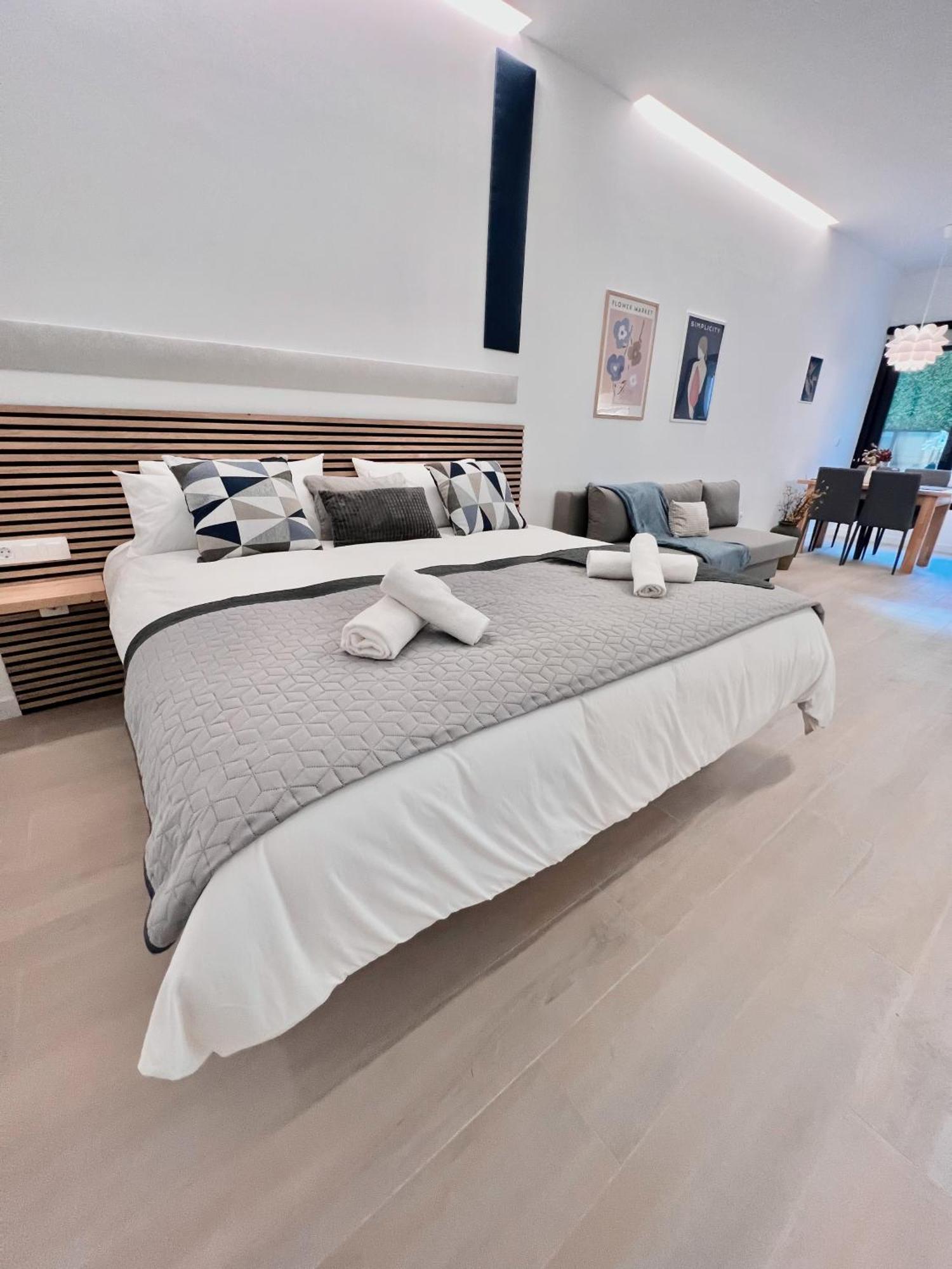 Sorolla Urban Suites Валенсия Экстерьер фото